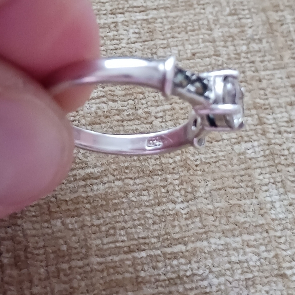 Silver Rhinestone Marcasite Ring - Picture 8 of 13